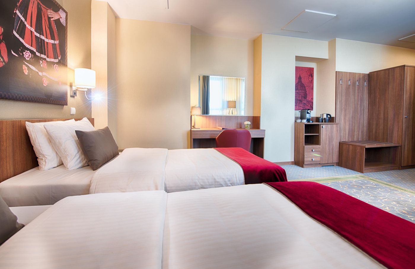 Leonardo-Royal-Hotel-Warsaw-Room-50