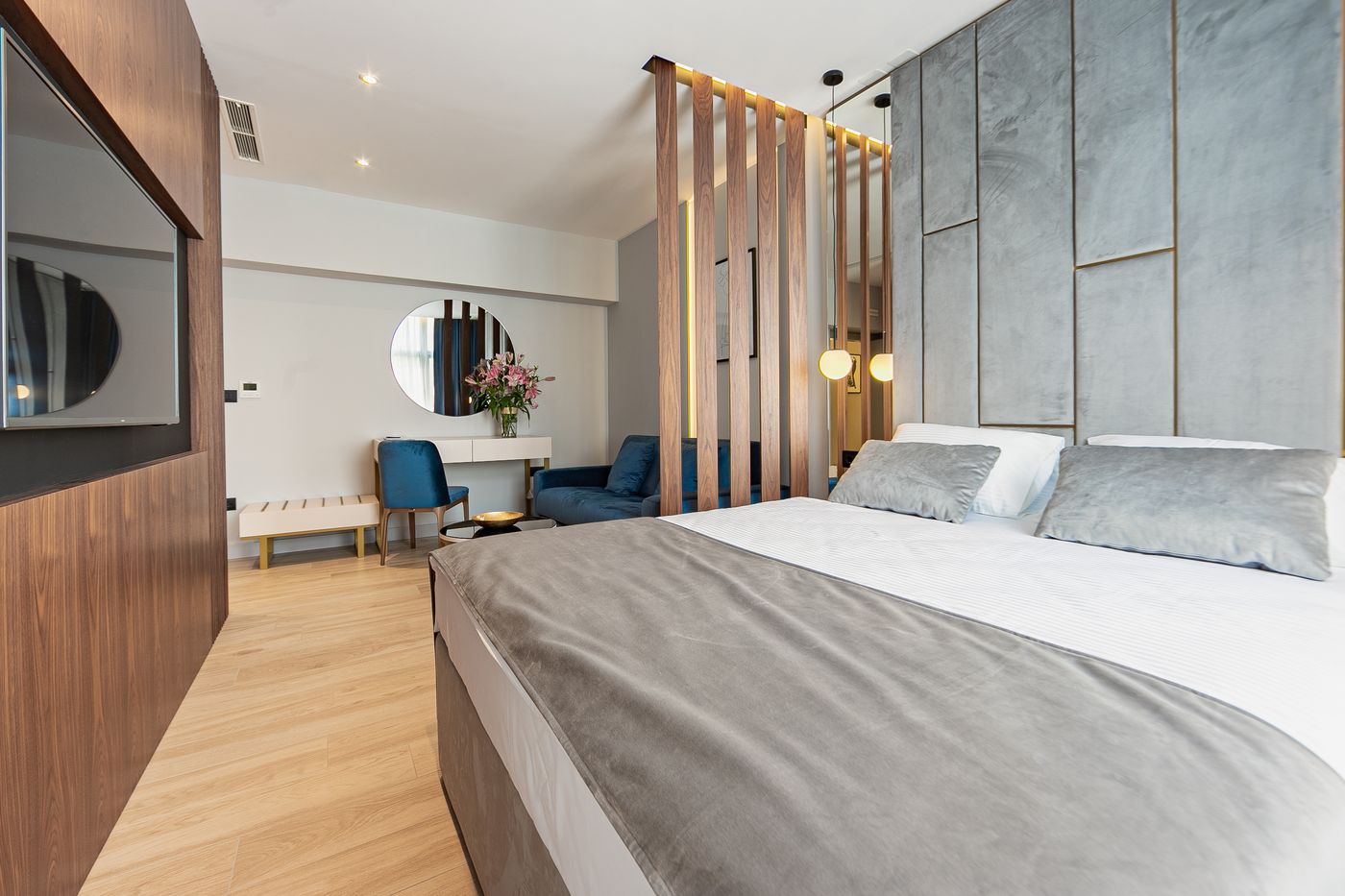 Caldo-Luxury-Rooms-Room-9