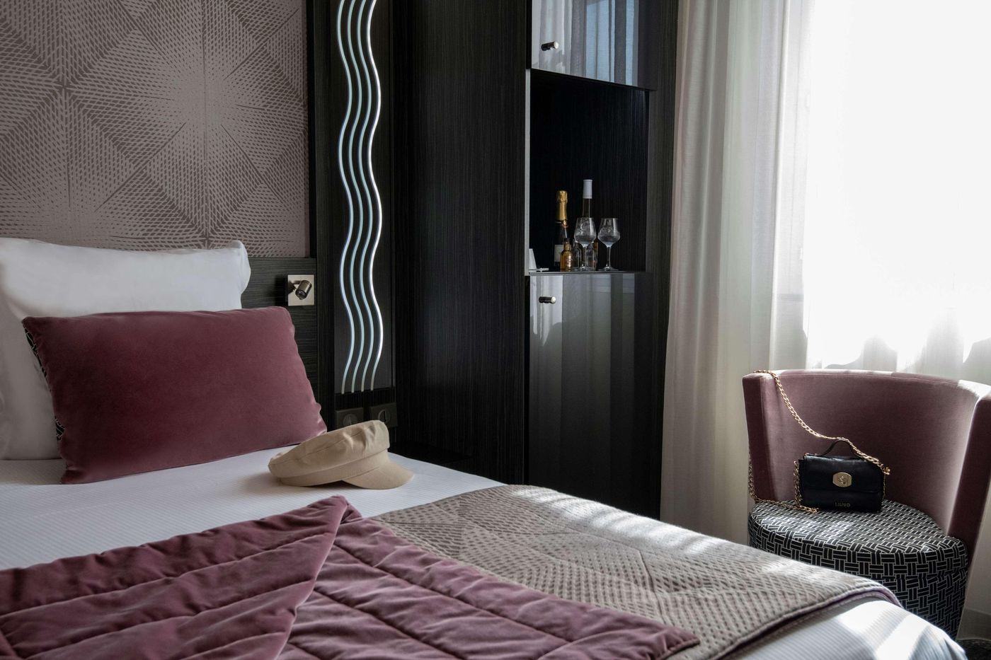 Best-Western-Premier-Mondial-Room-37