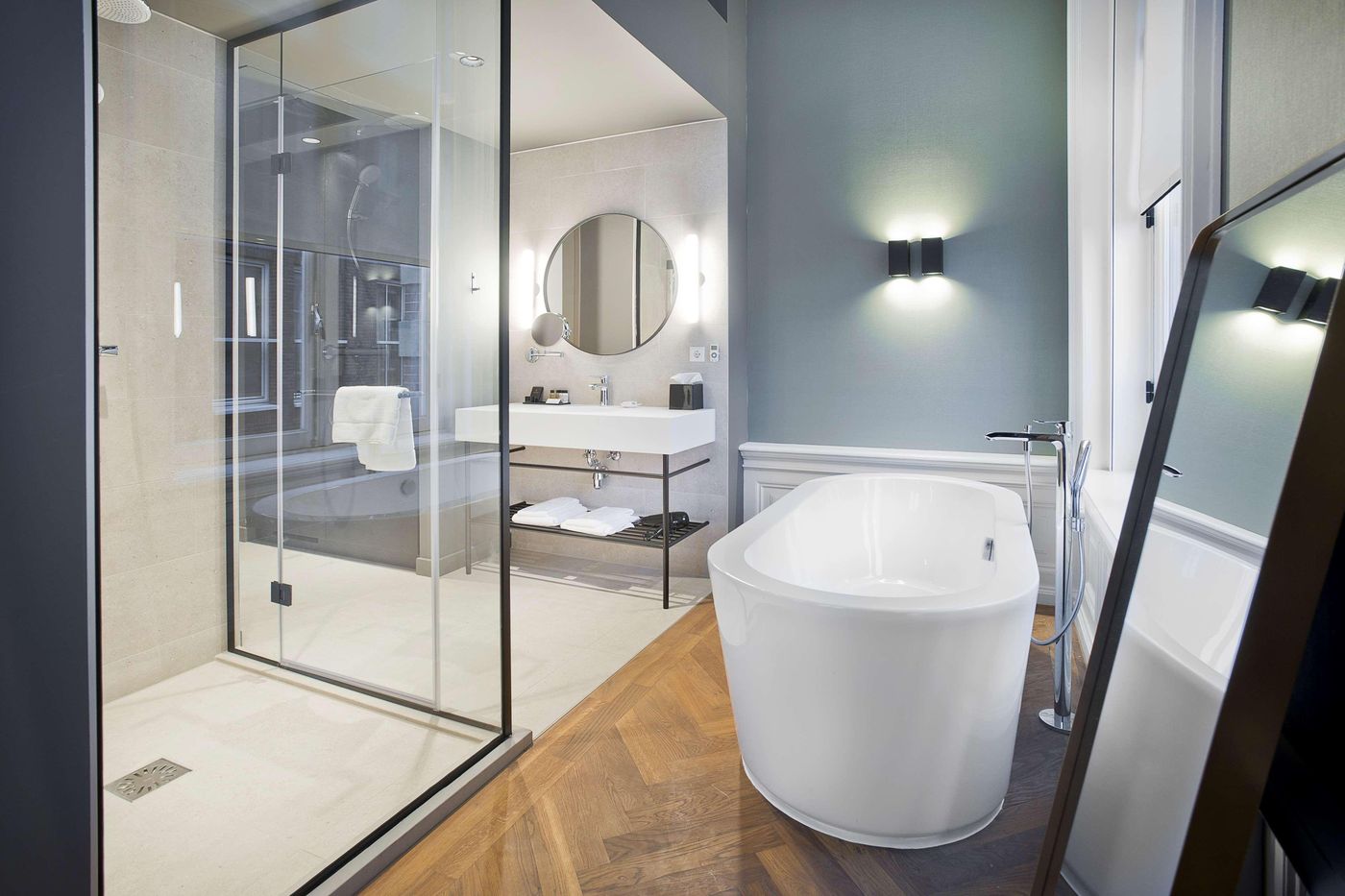 Pestana-Amsterdam-Riverside-Room-56