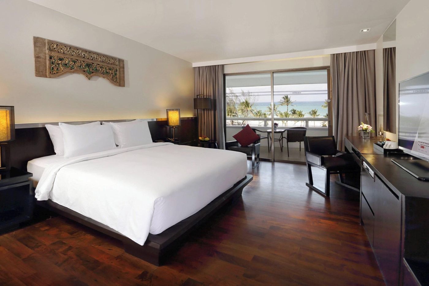 Le-Meridien-Phuket-Beach-Resort-Room-30