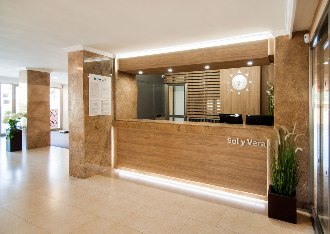 Sol y Vera Apartments