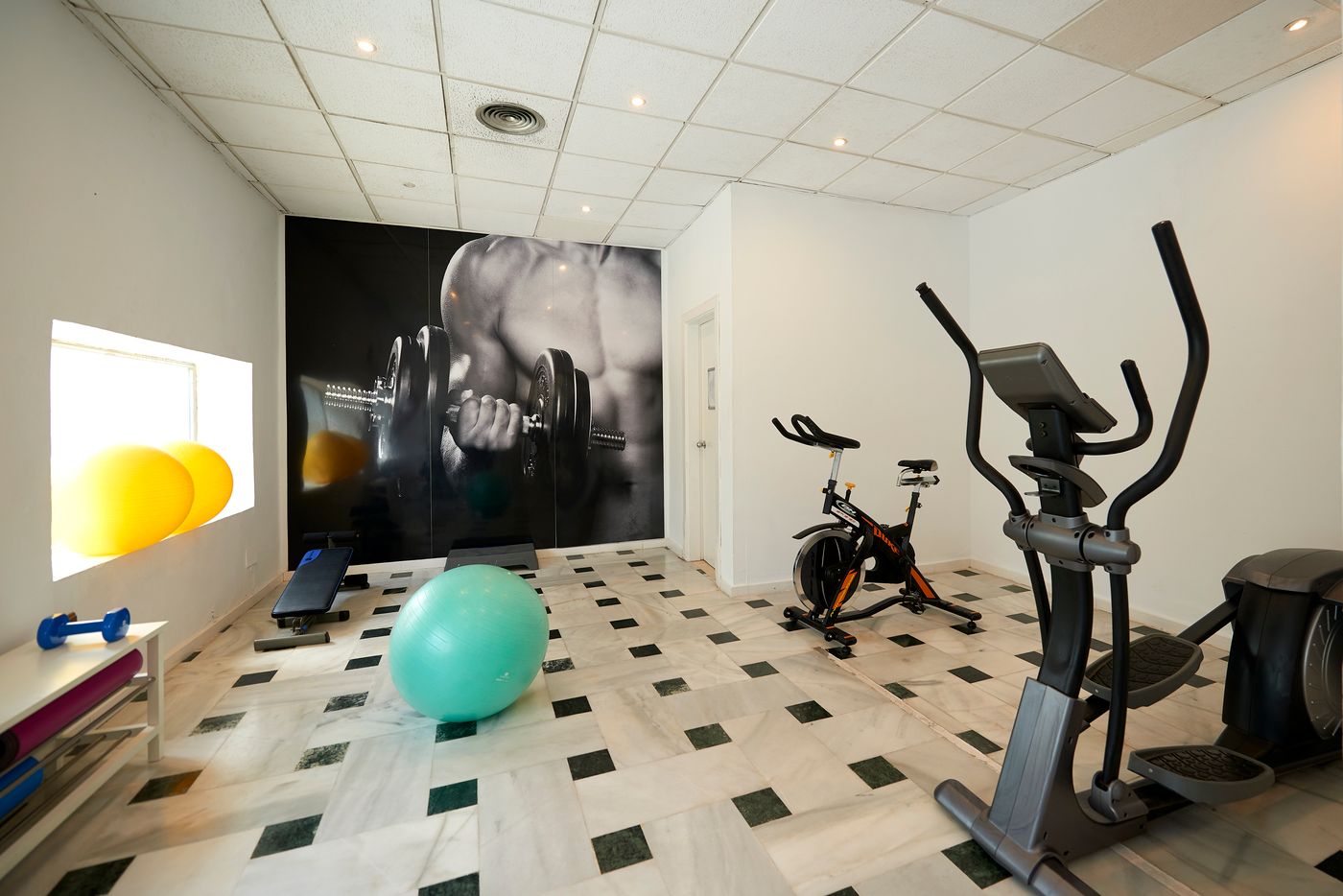 Hotel-Fenix-Torremolinos---Adults-Only-Recommended-Sports-and-Entertainment-62