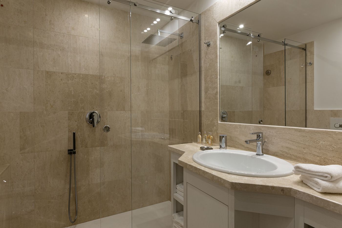 Grand-Hotel-Cannigione-Room-29