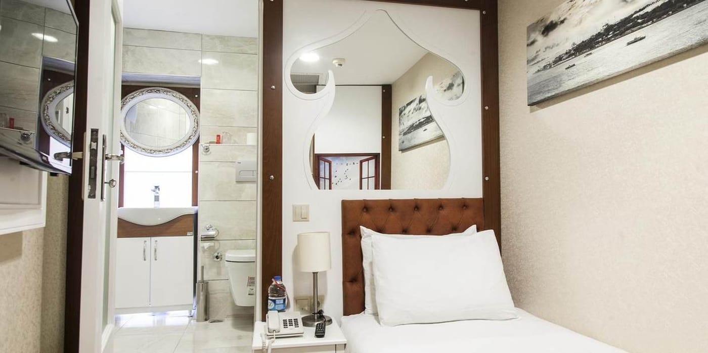 Faros-Old-City-Hotel-Room-22