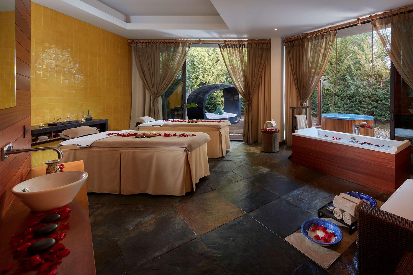 Tivoli-Marina-Vilamoura-Algarve-Resort-Sports-and-Entertainment-79