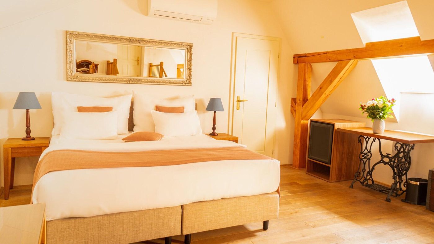 Hotel-Golden-Key-Room-28