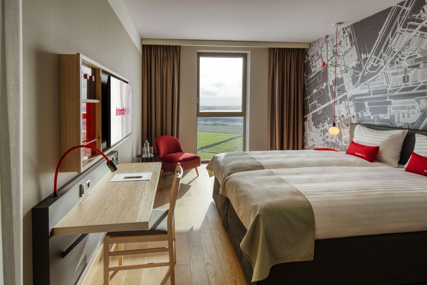 IntercityHotel-Amsterdam-Airport-Room-11