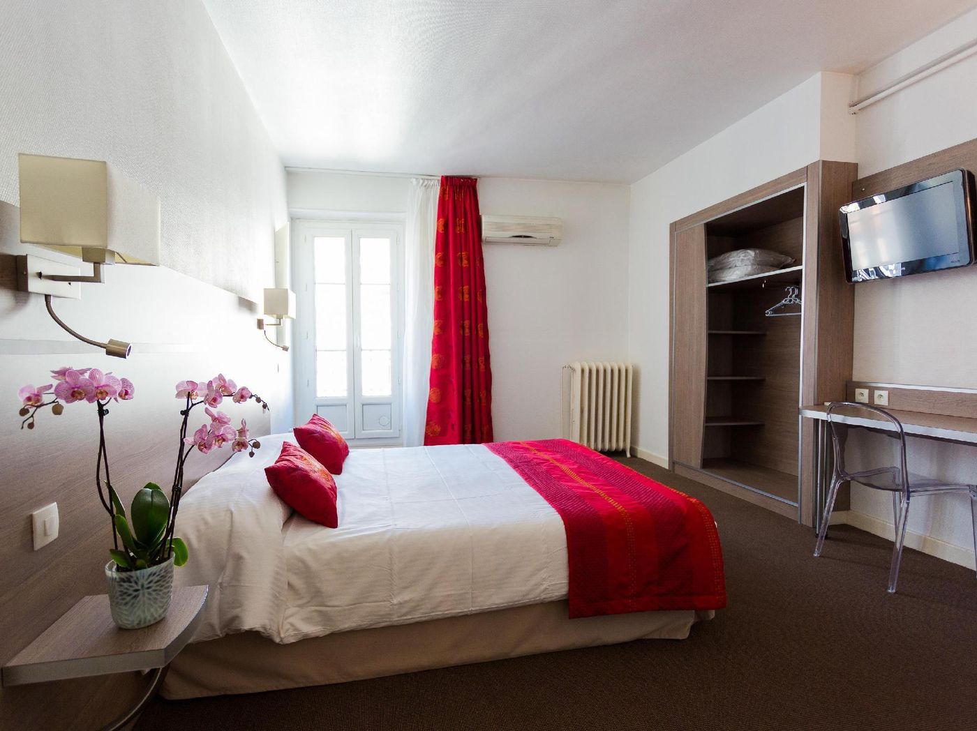 Hotel Europe Grenoble Hyper Centre-France-GRENOBLE-General view-3