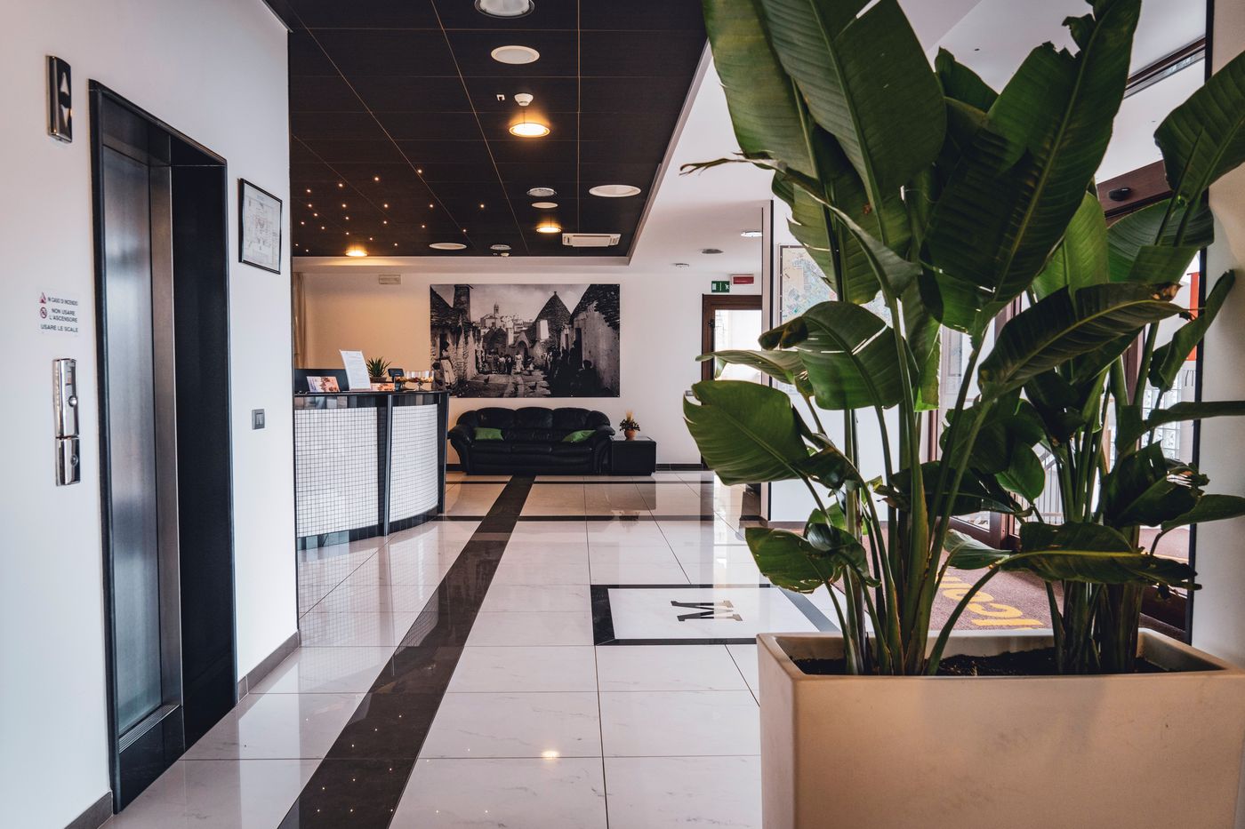 Majesty Alberobello-Italy-ALBEROBELLO-Lobby-8