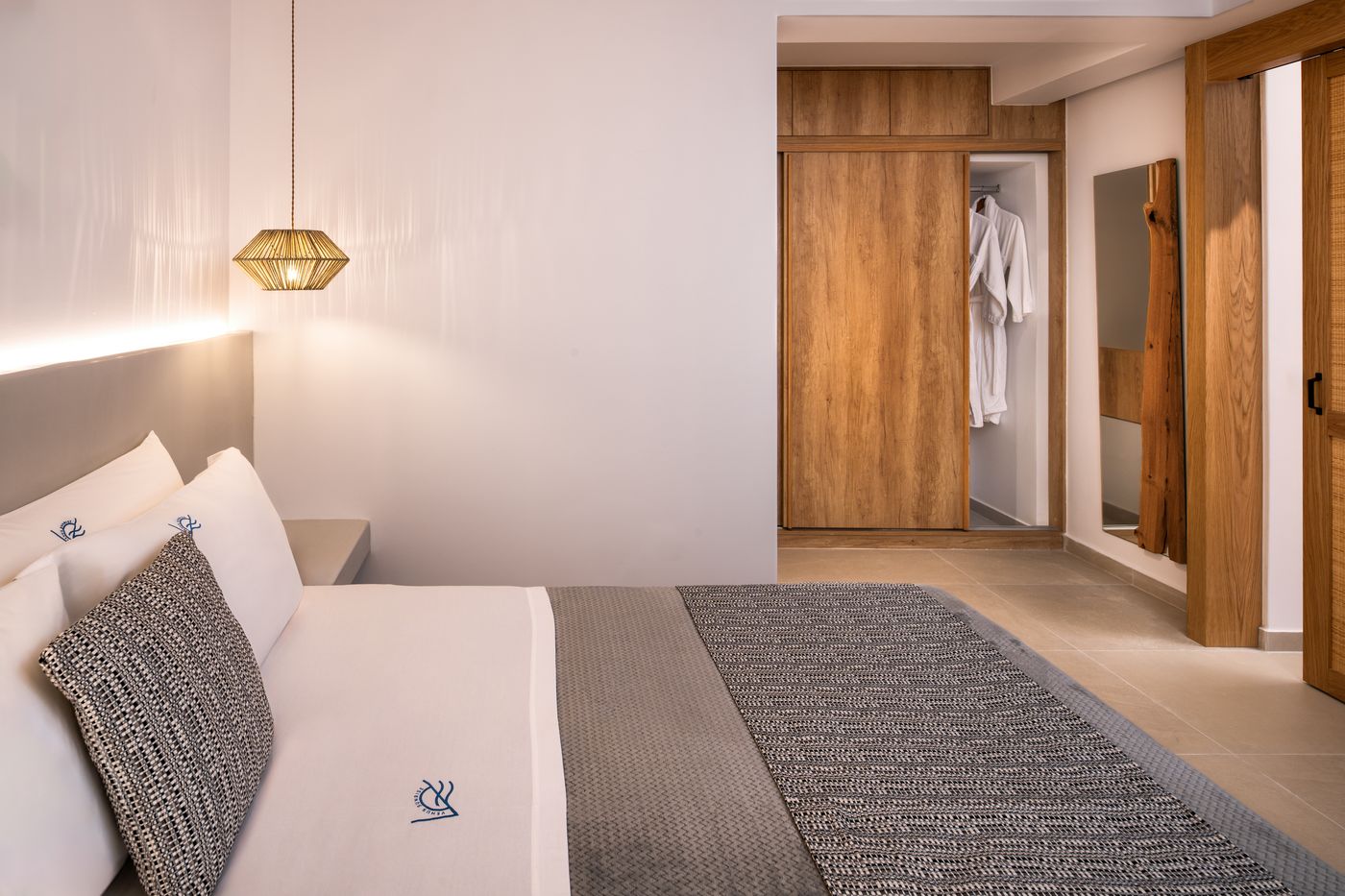 Venus-Sunrise-Suites---Villas-Room-48