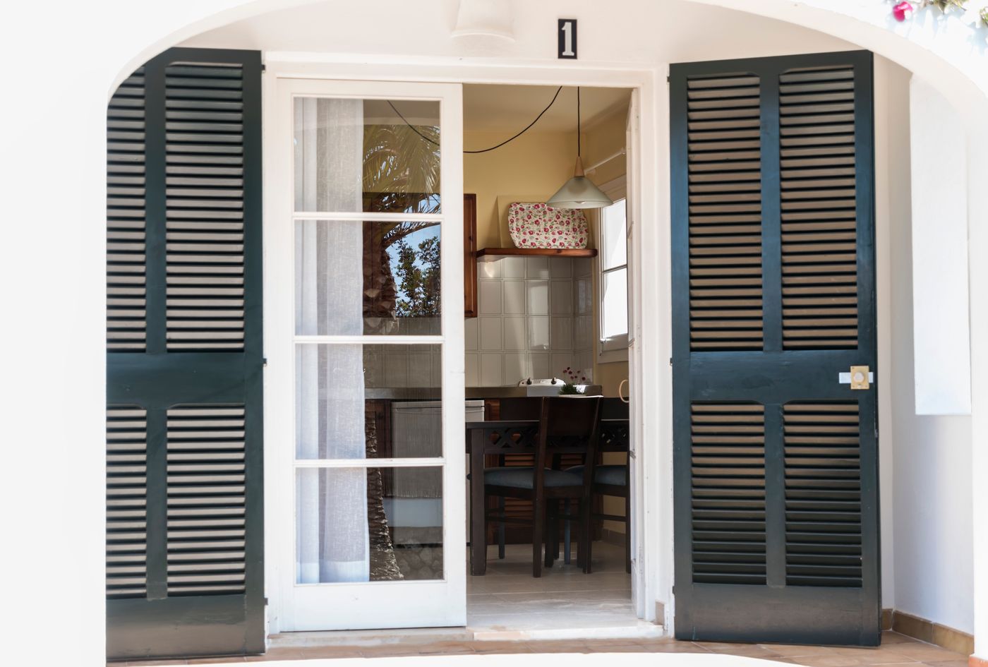 Las-Brisas-I---II-Room-60