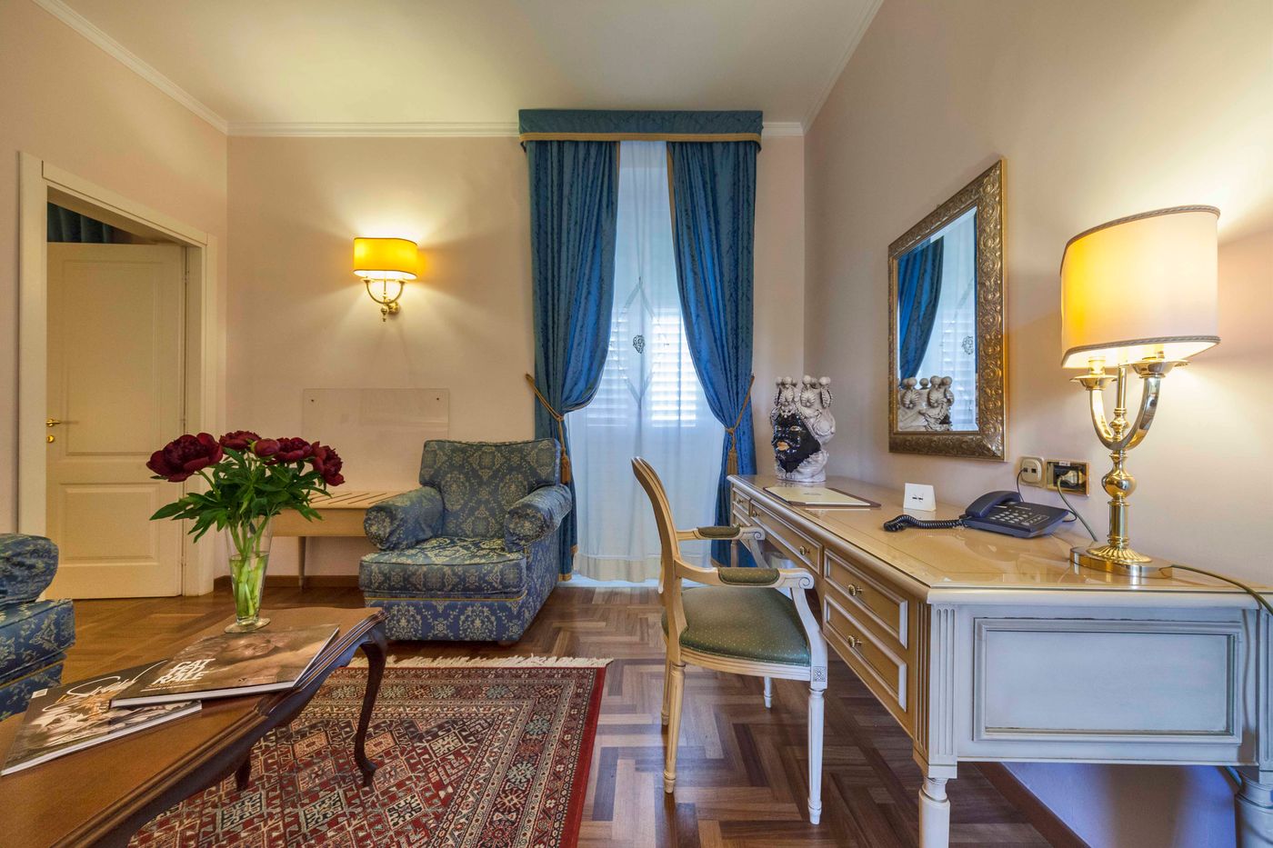 Grand-Villa-Politi-Room-15