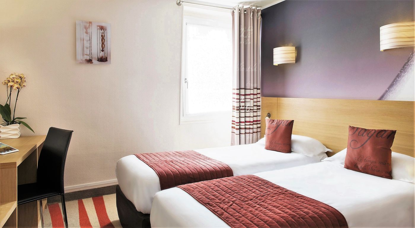 Hotel-Ariane-Montparnasse-by-Patrick-Hayat-Room-30