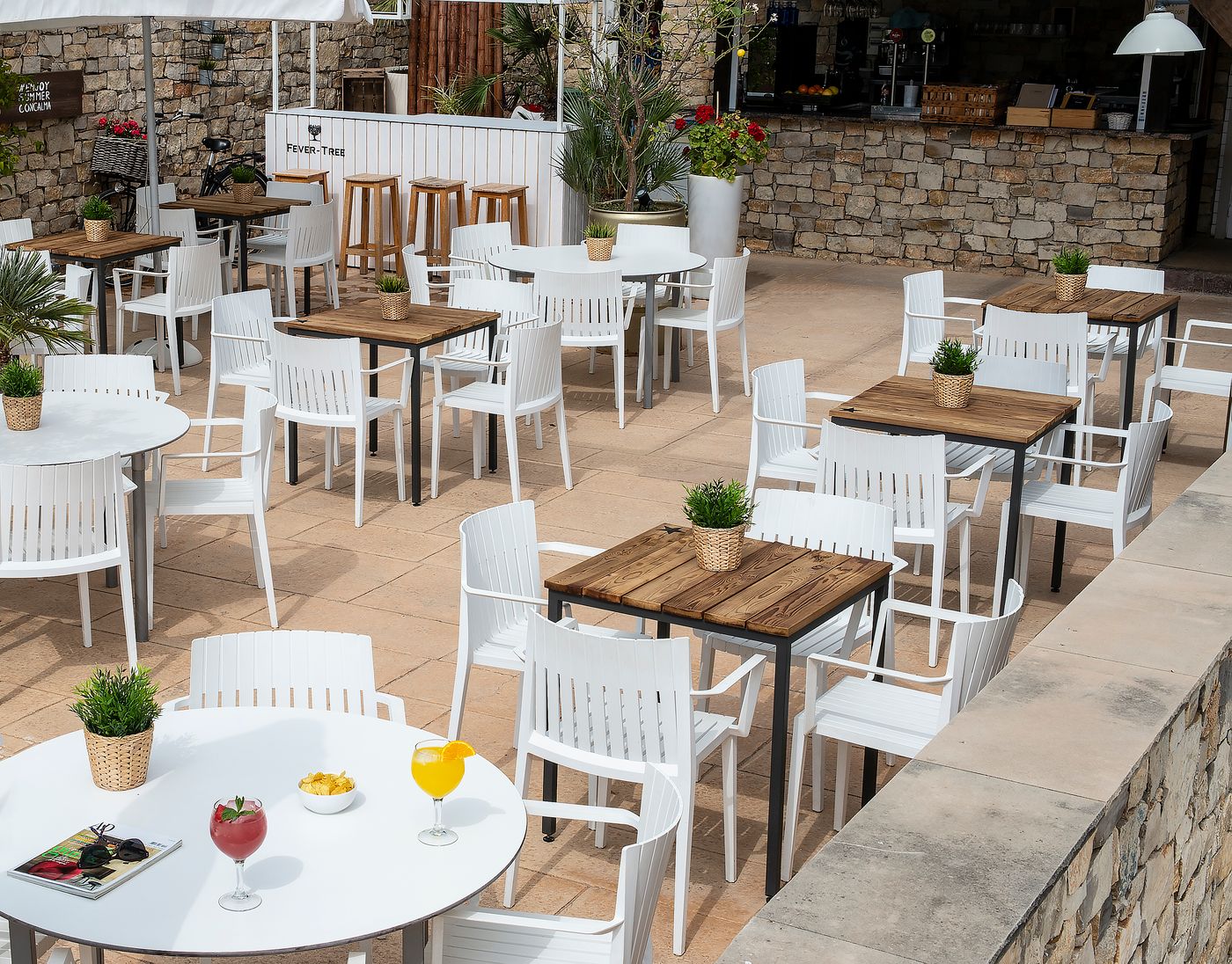 Pierre---Vacances-Cala-Cristal-Beach-Club-Bar-14