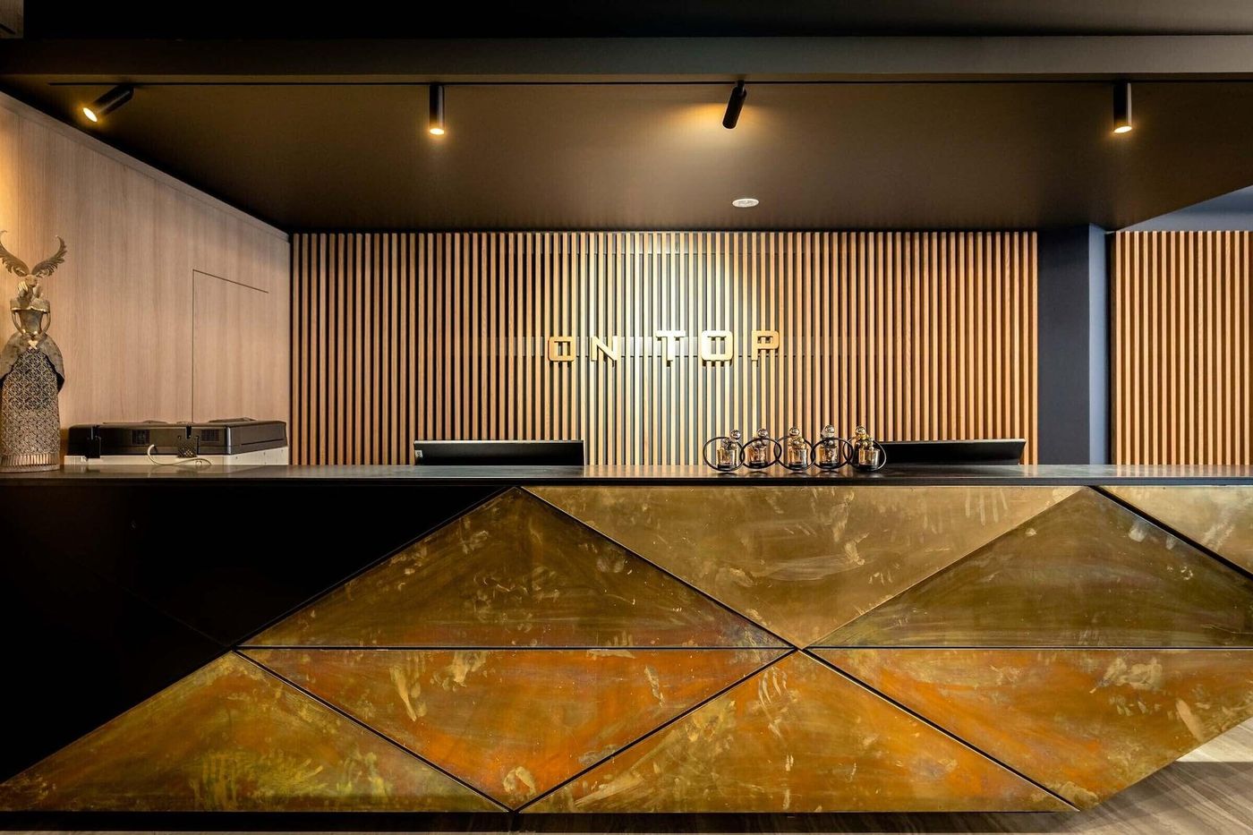 On Top Hotel - Germany - Frankfurt - Lobby - 0