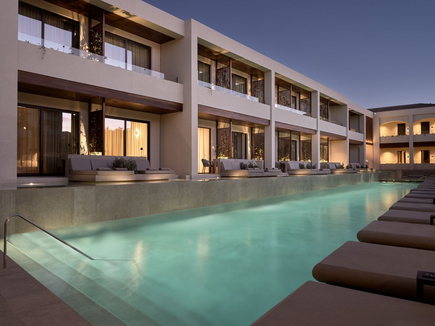 Contessina Hotel Sophisticated Life Style