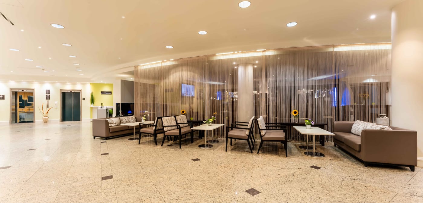 Plaza Premium Wien - Austria - VIENNA - Lobby - 1