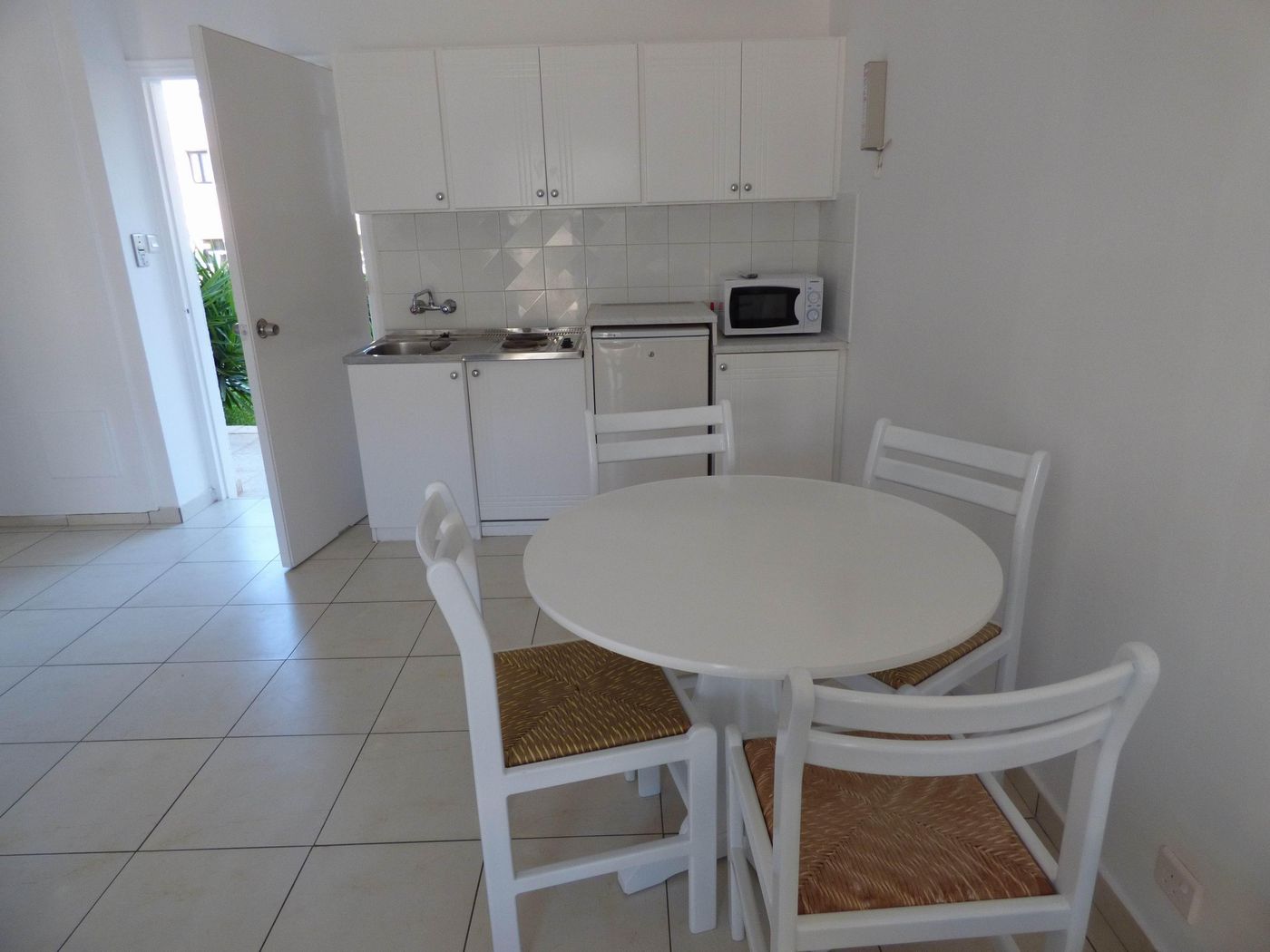 Amore-Hotel-Apartments-Room-32