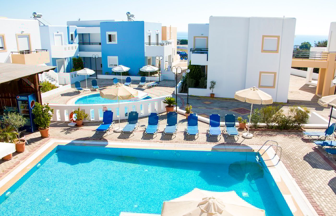 Gennadi-Garden-Apartments-Lobby-2