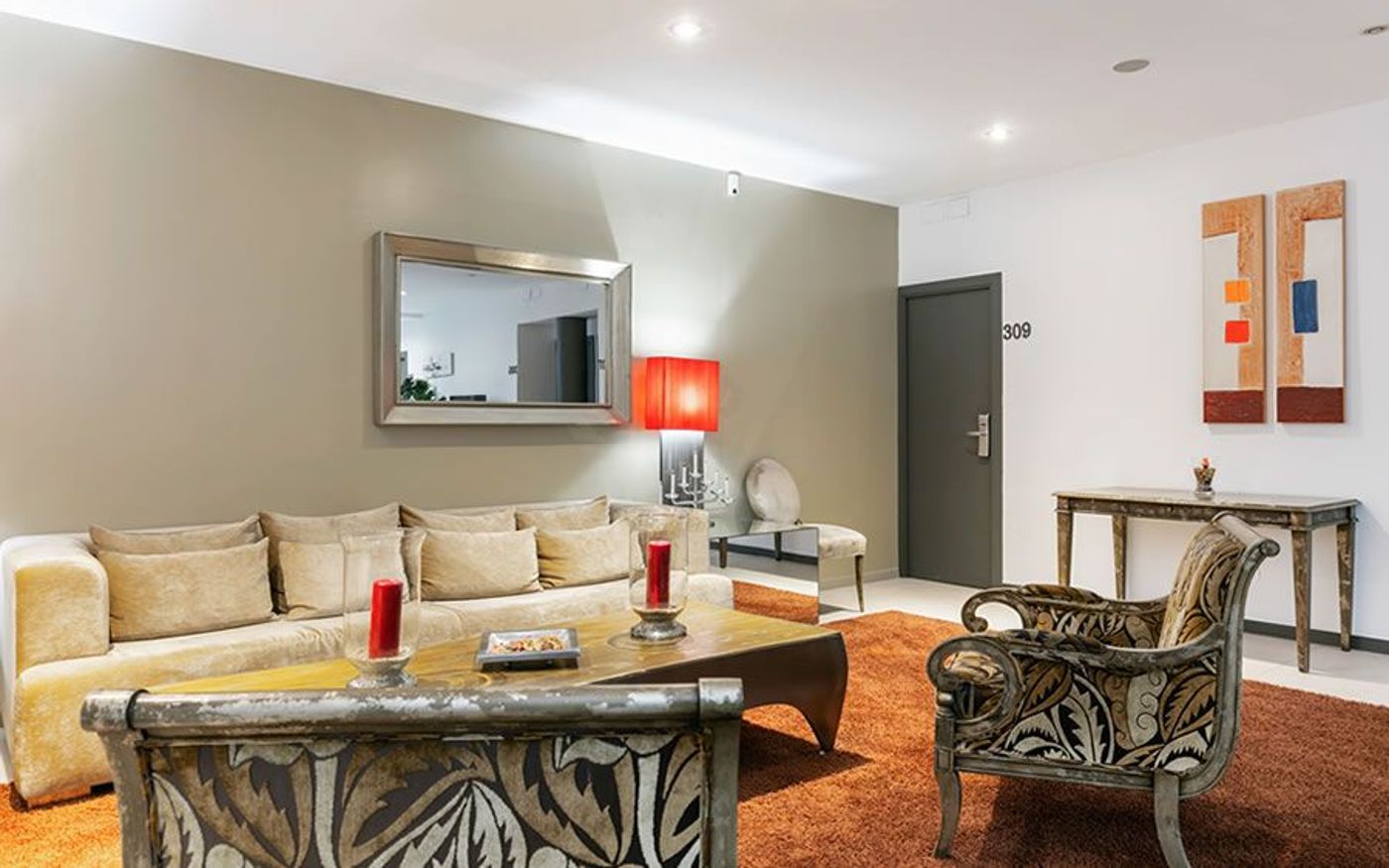 Globales Acis & Galatea Hotel