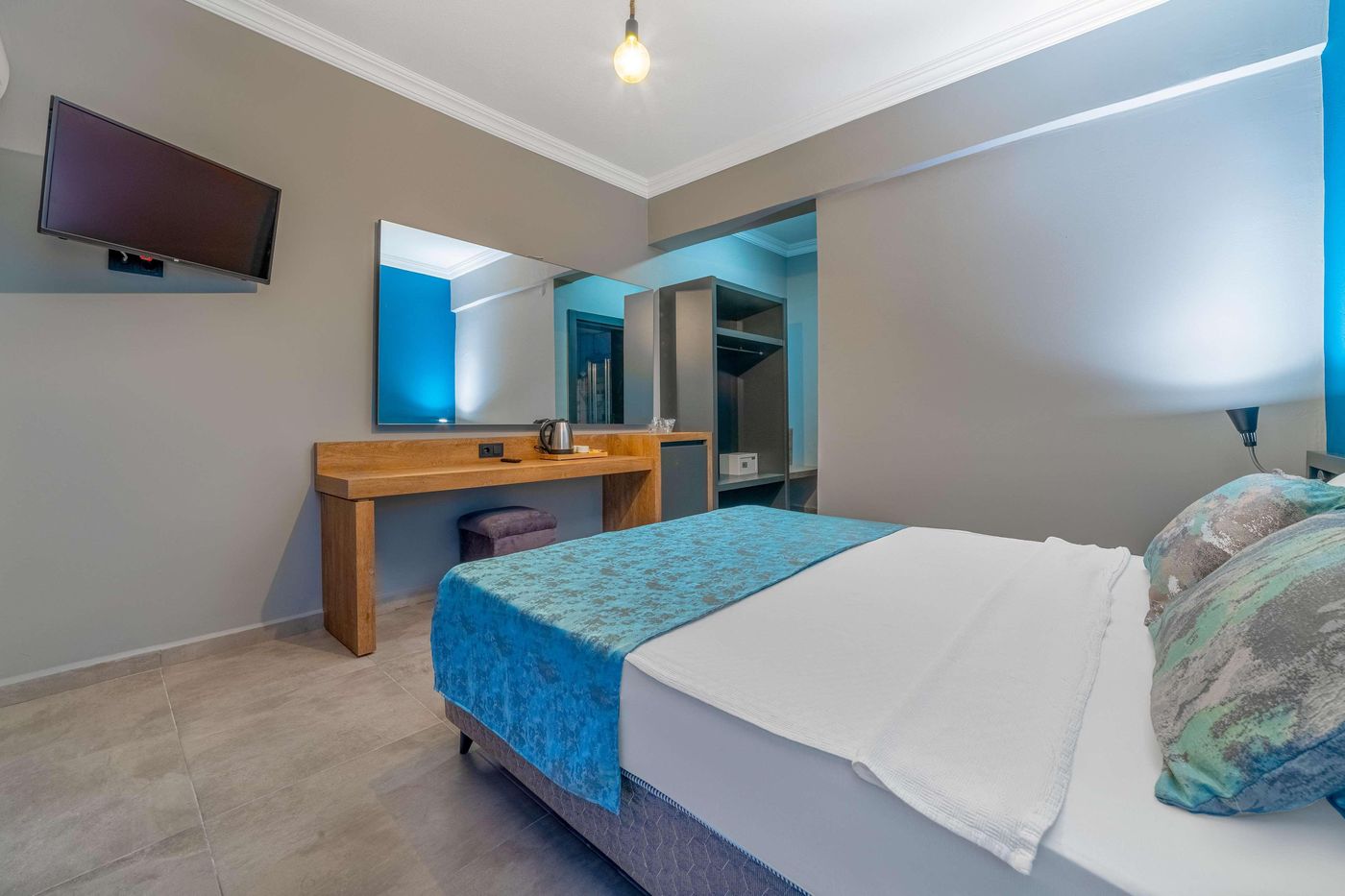 Royalisa-Palmiye-Beach-Hotel---Adults-Only-Room-26