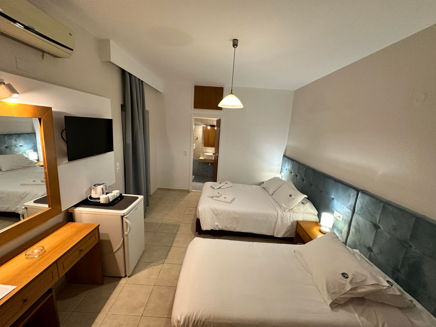 Castro-Hotel-Room-25