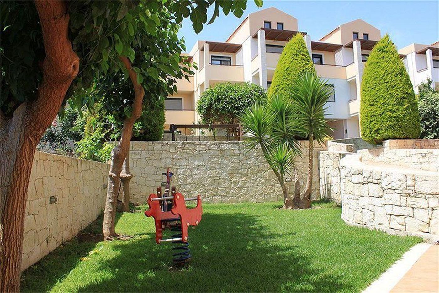 Creta-Palm-Hotel---Apartments-General-view-15