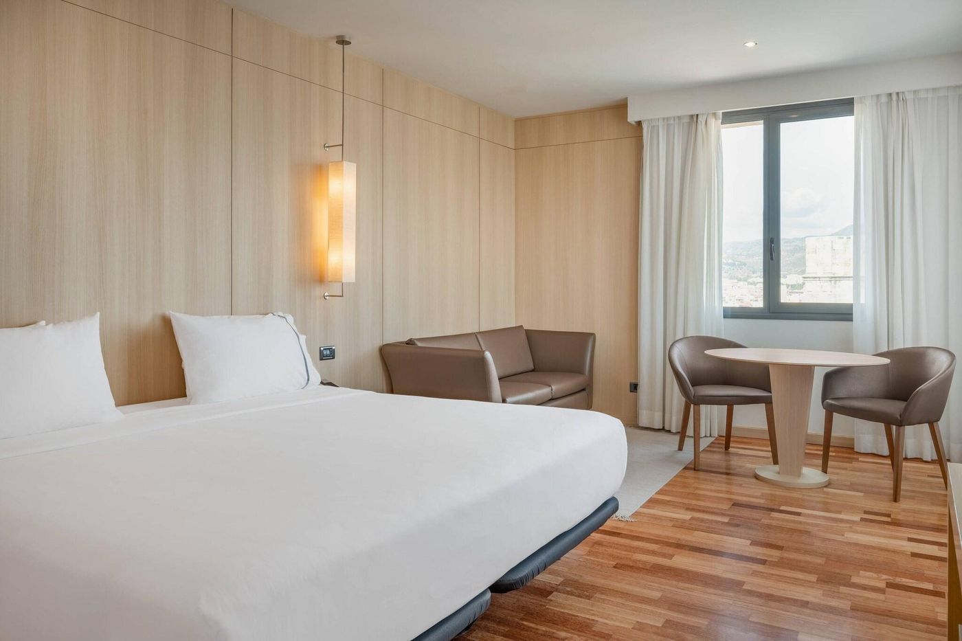 AC-Malaga-Palacio-Room-14