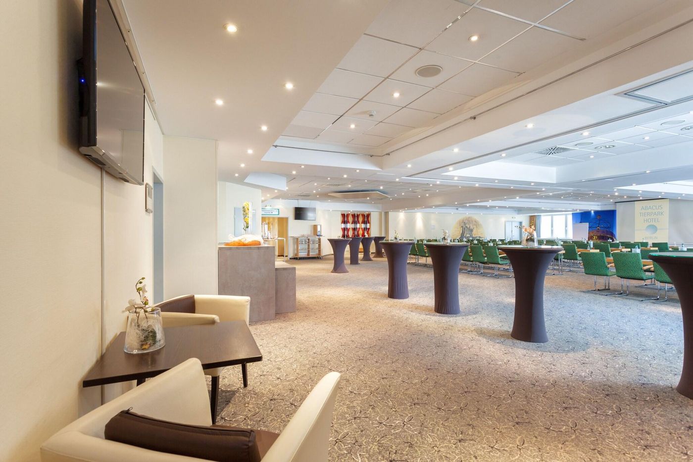 Abacus-Tierpark-Lobby-4