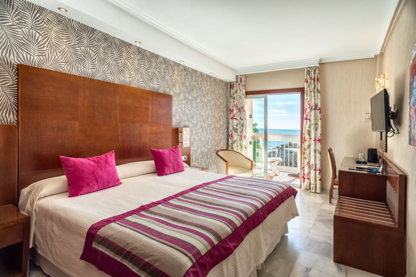 Balcon-de-Europa-Room-14