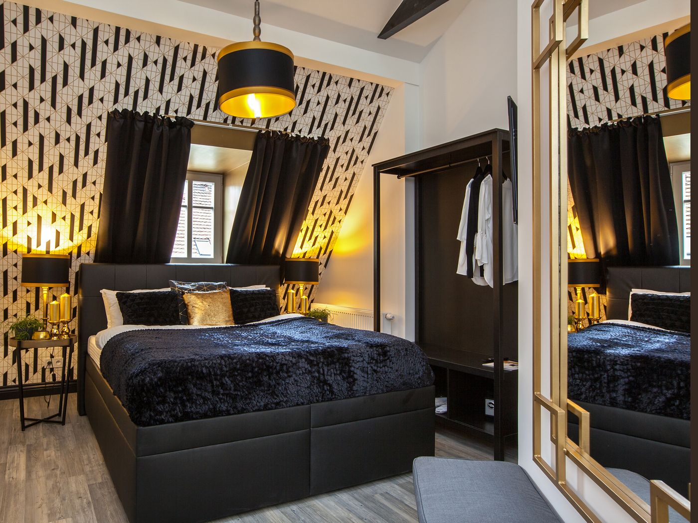 Golden-Prague-Rooms-Room-15