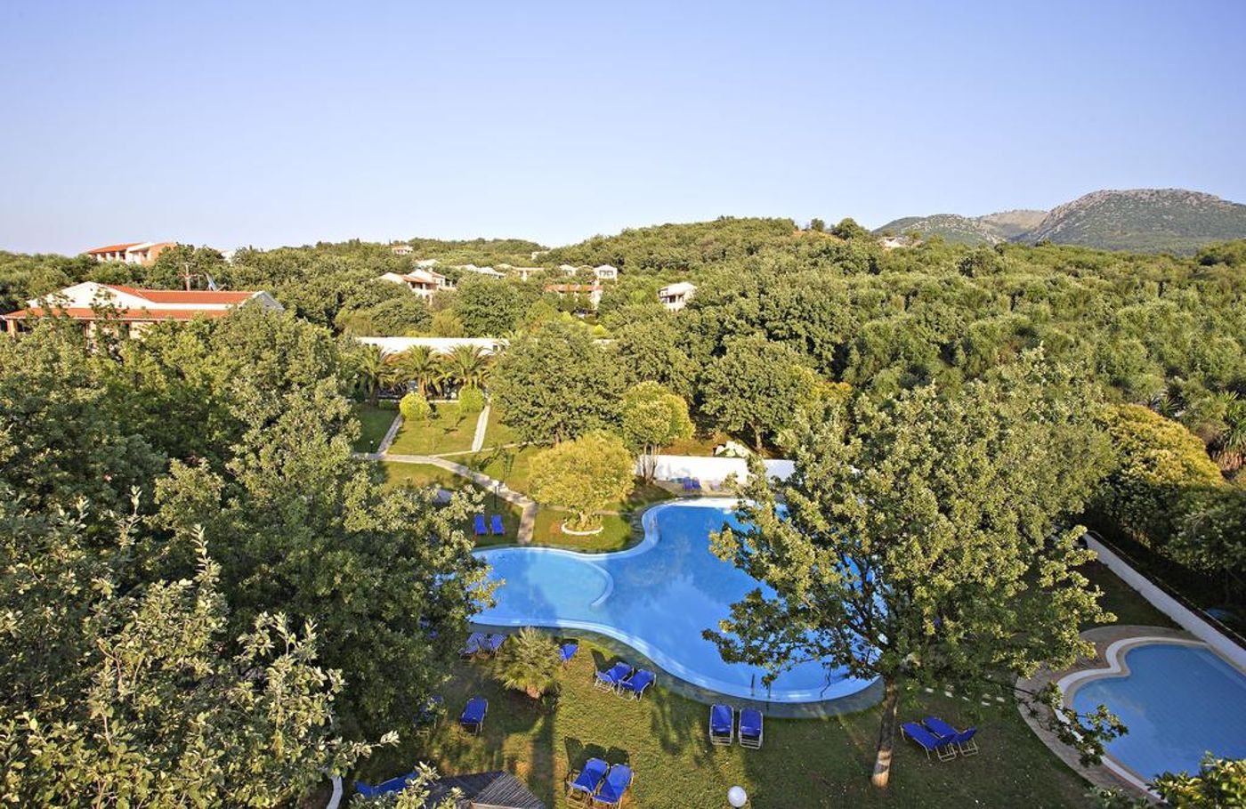 Century-Resort-Apartments-Sports-and-Entertainment-8