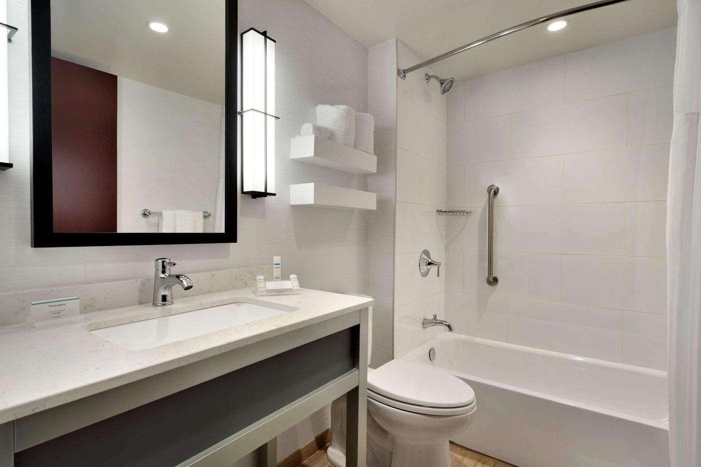 Hilton-Garden-Inn-Times-Square-South--West-37th-st-Room-26