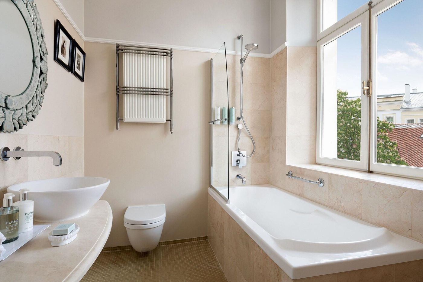 Hotel-Telegraaf--Autograph-Collection-Room-69