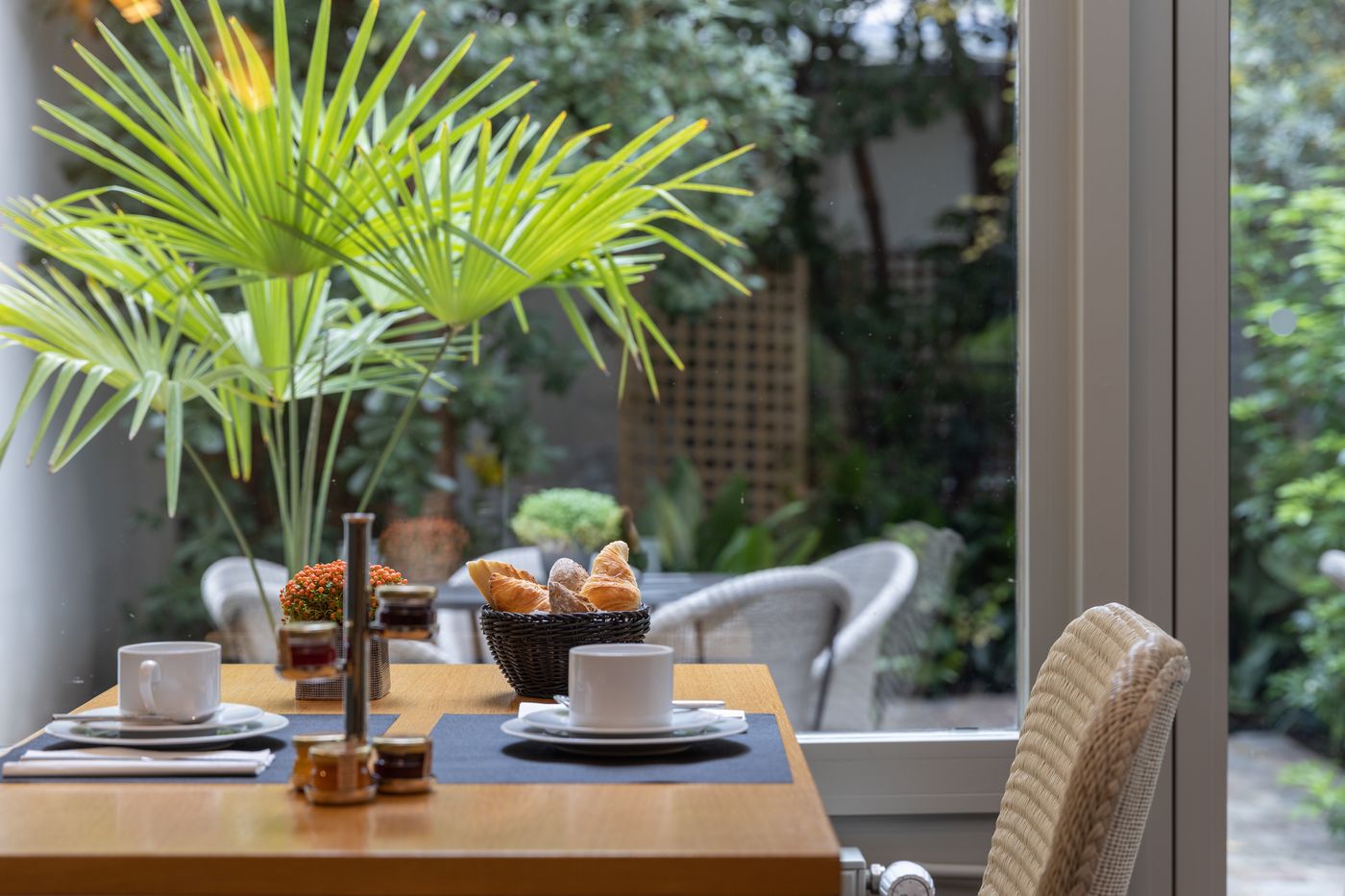 Hotel-A-la-Villa-des-Artistes-General-view-19