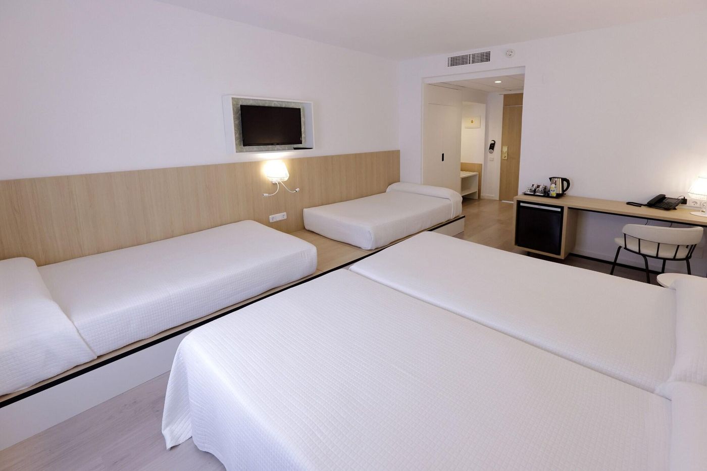 Sercotel-Carlos-III-Room-12
