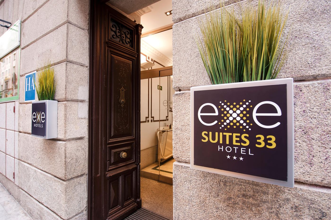 Exe-Suites-33-General-view-4