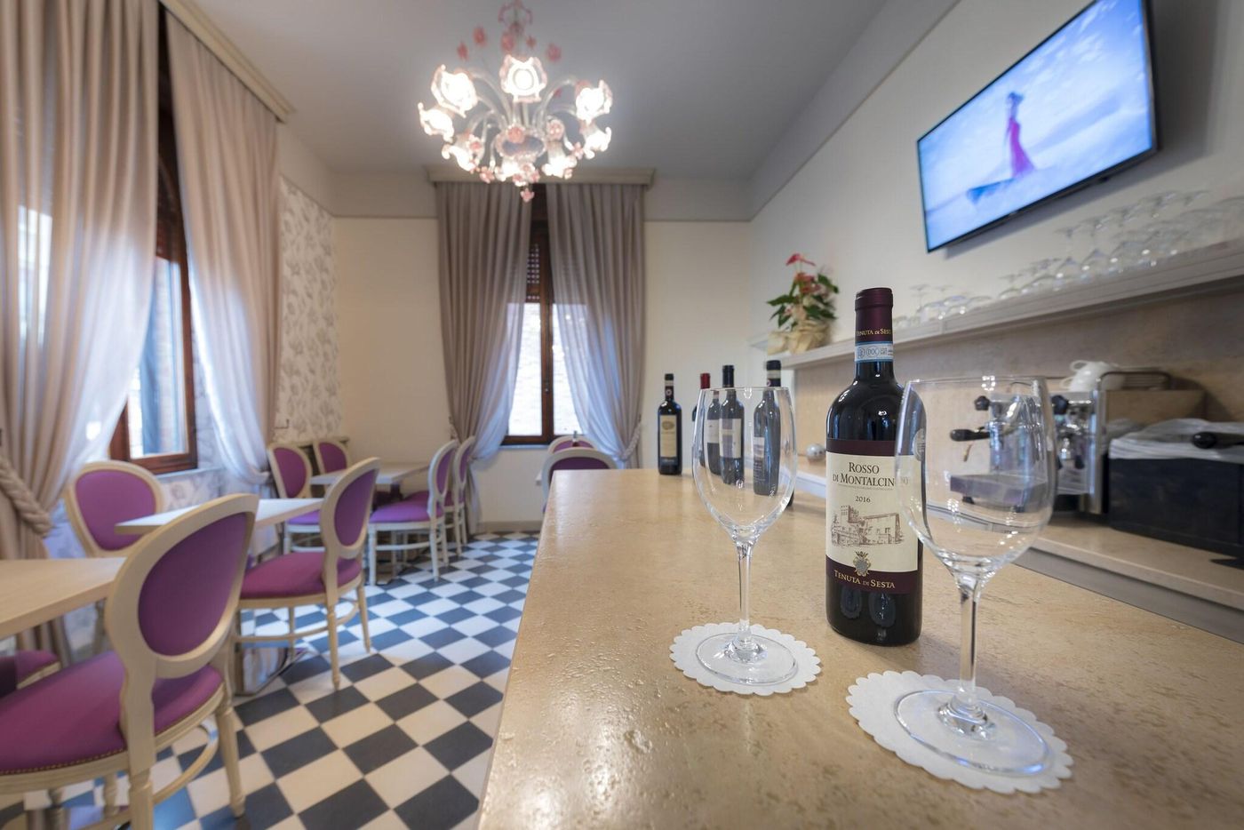 Villa-Elda-Boutique-Hotel-Bar-15