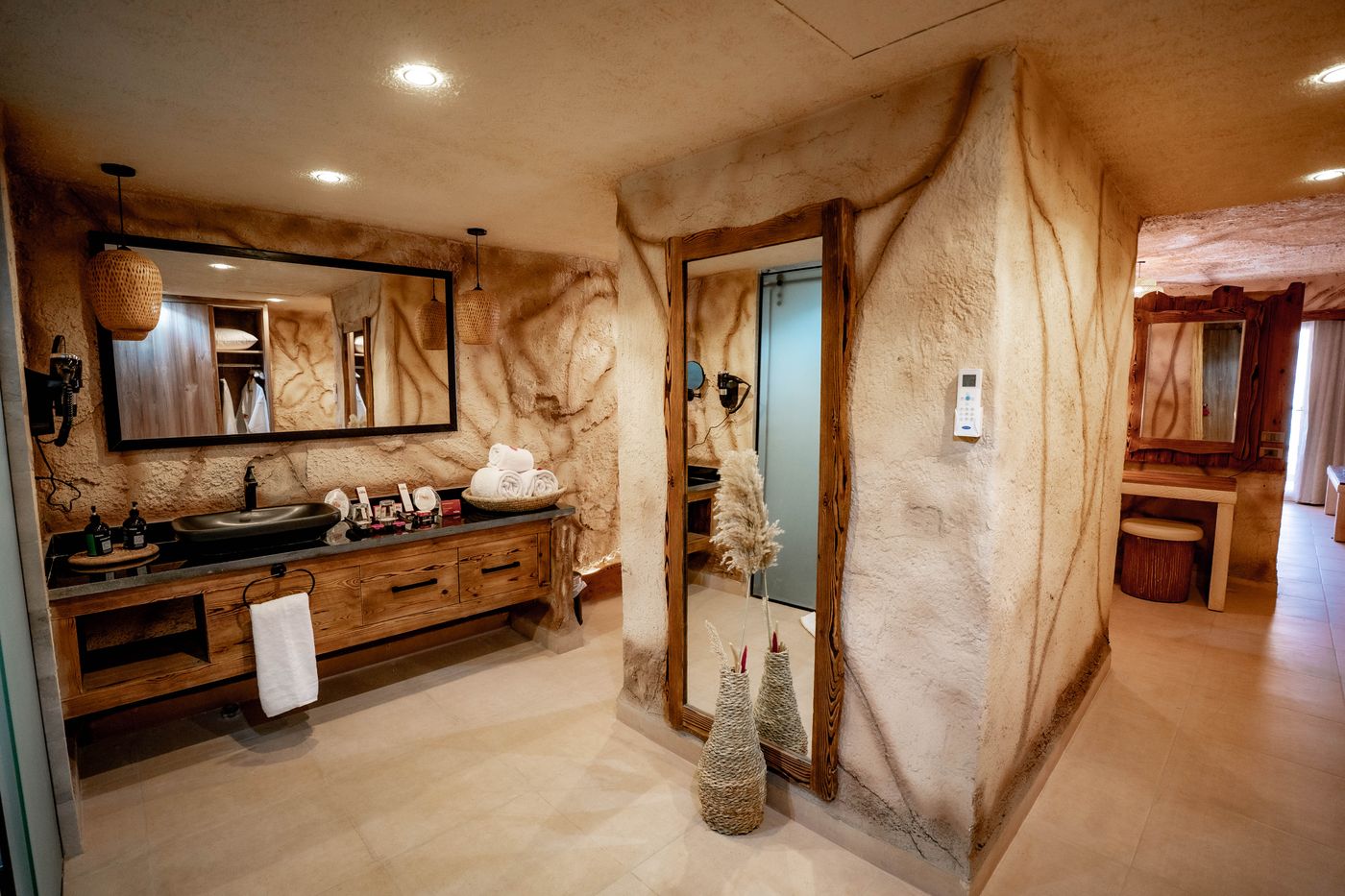 Caves Beach Resort - Adults Only (16+)