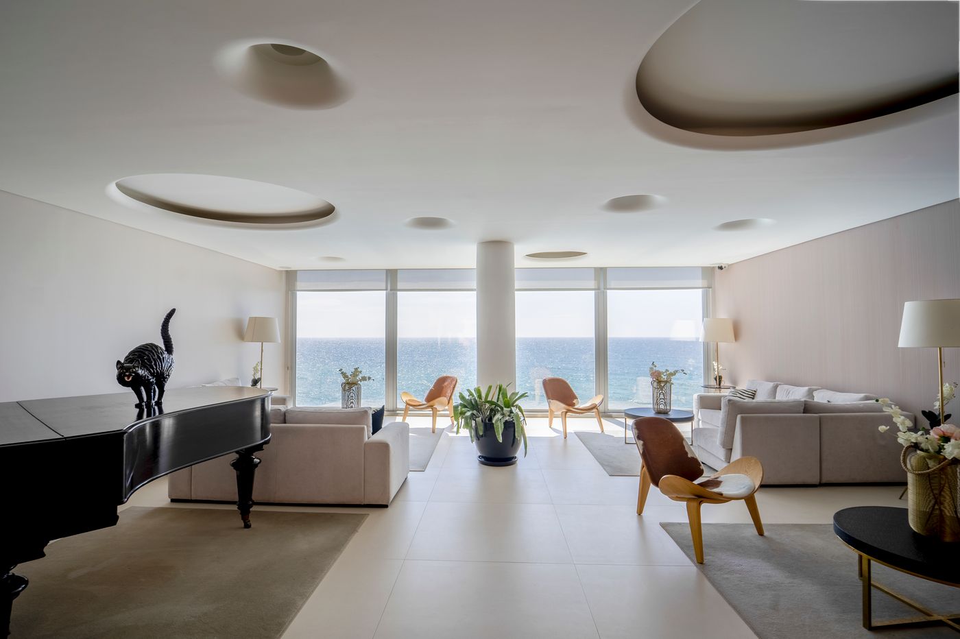 HOTEL-ARRIBAS-Lobby-13