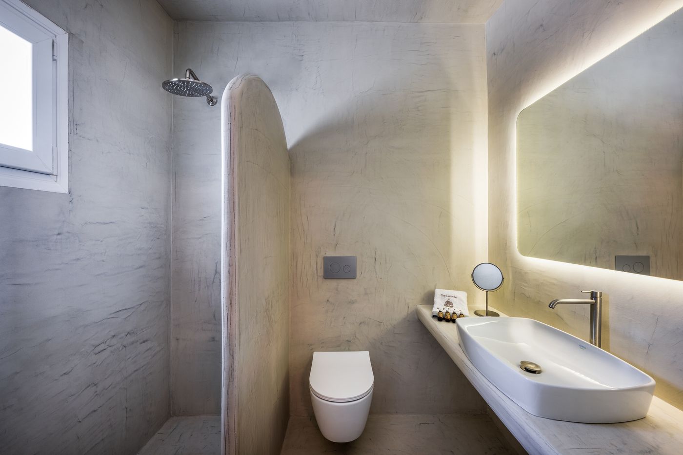 Aelia-Luxury-Suites-Room-48