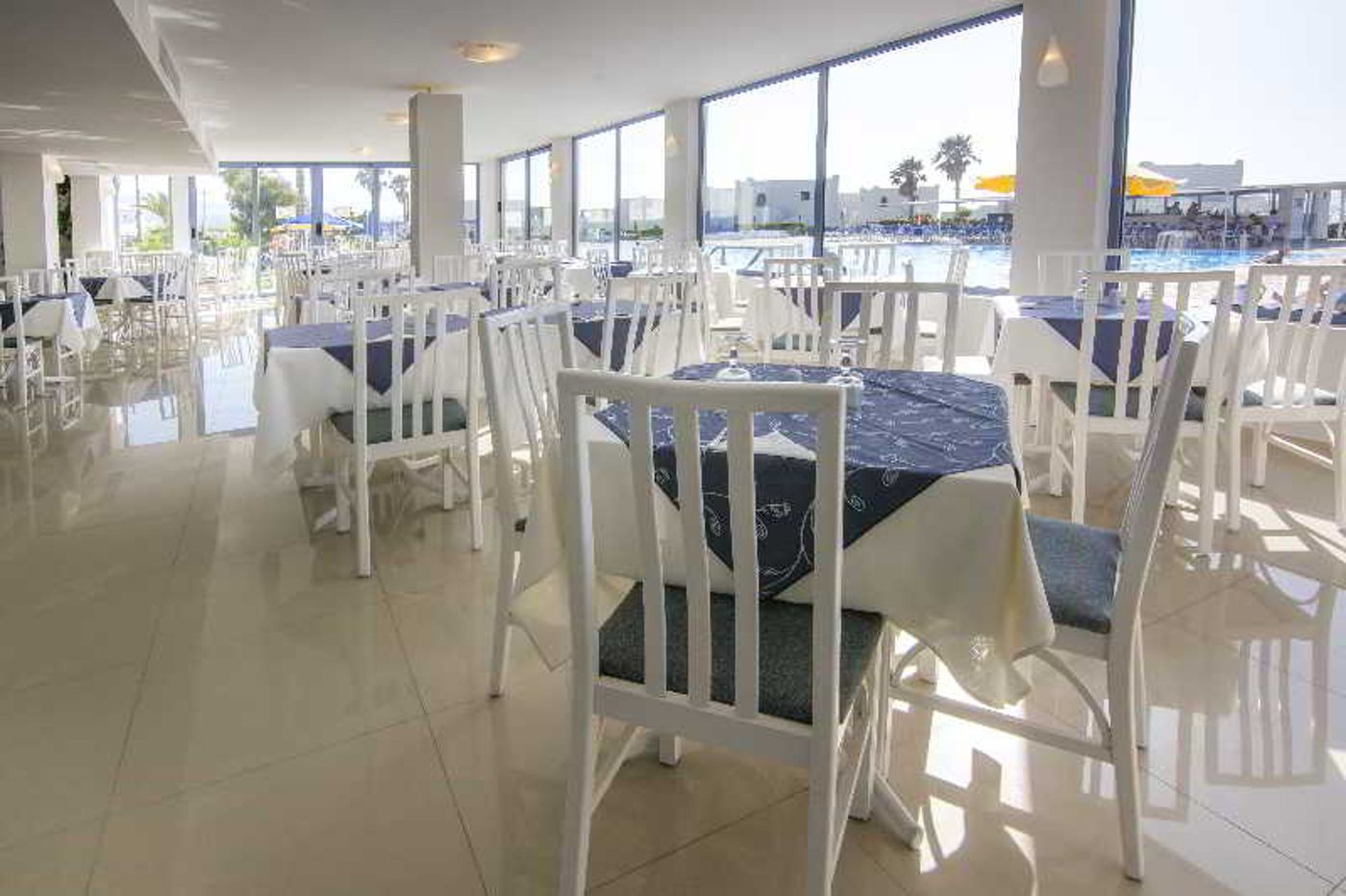 Aeolos-Beach-Restaurant-43