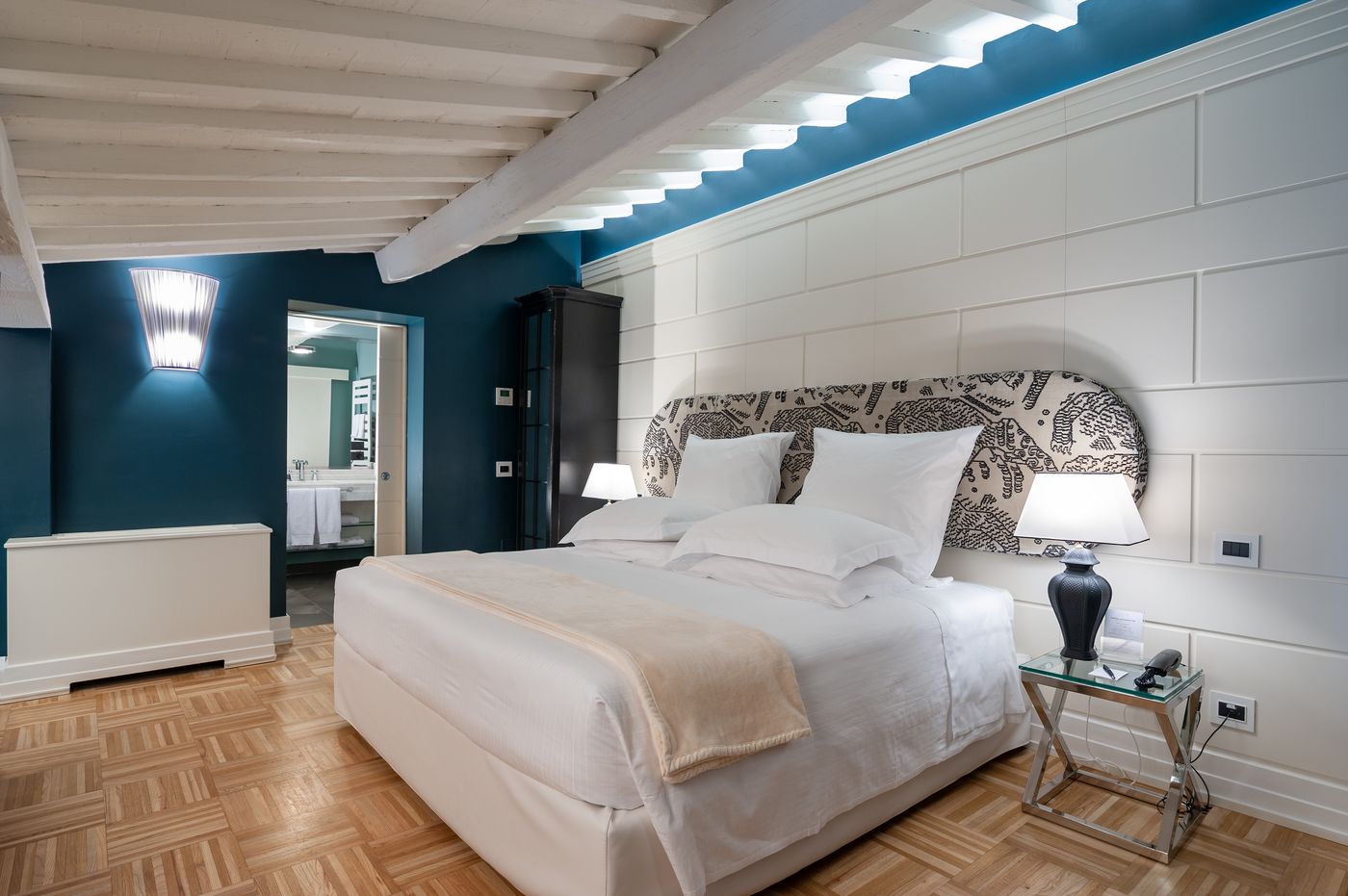 Hotel-Number-Nine-Room-7