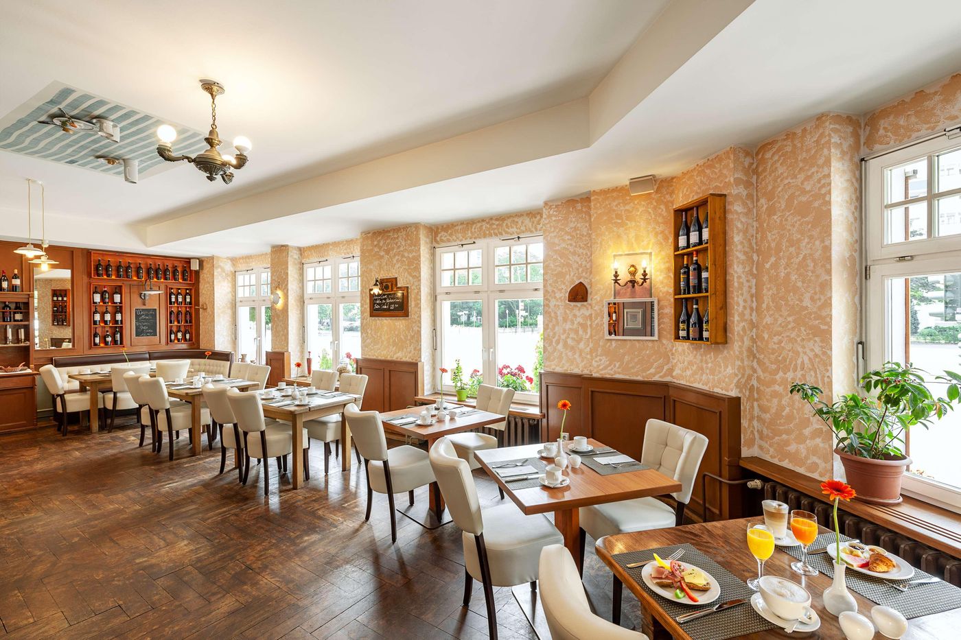 NH-Berlin-City-Ost-Restaurant-21