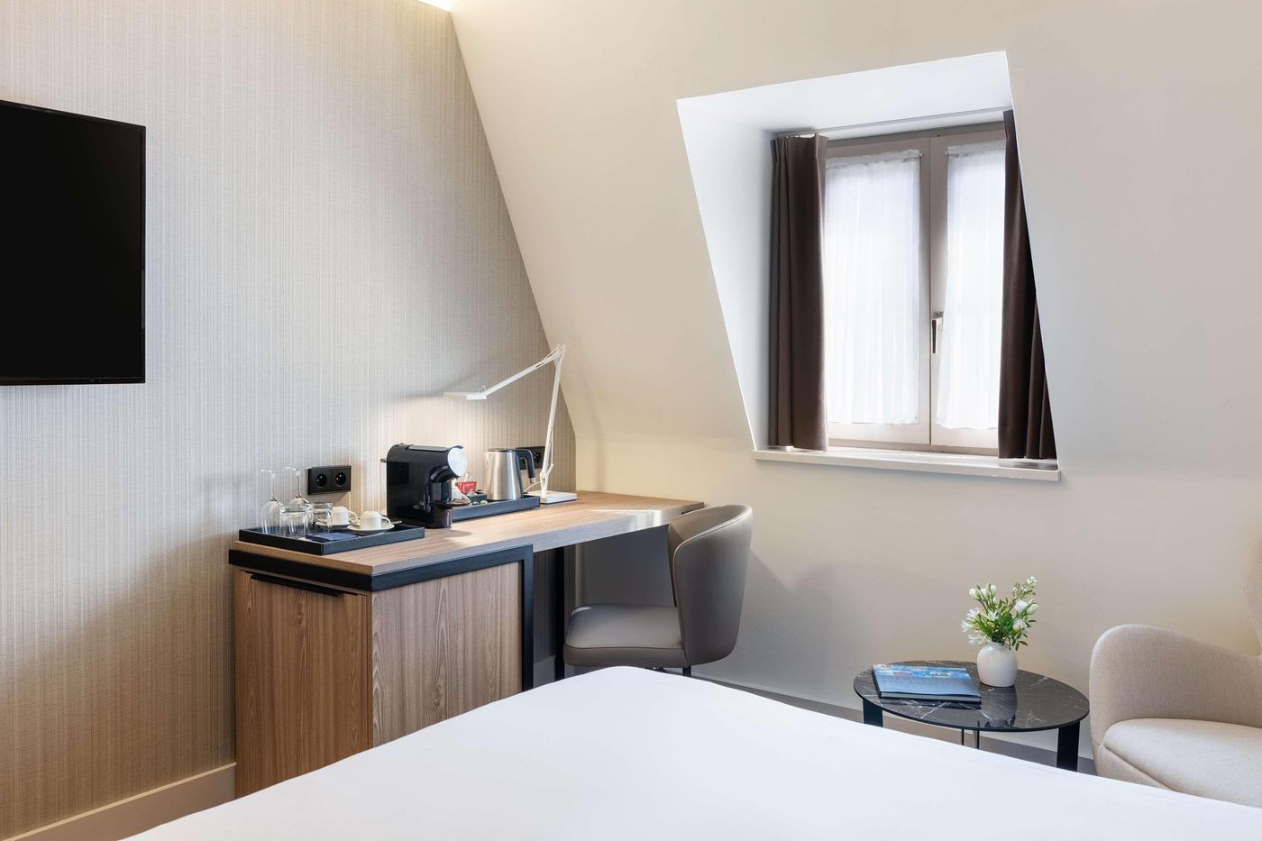 NH-Brussels-Carrefour-De-l-Europe-Room-24