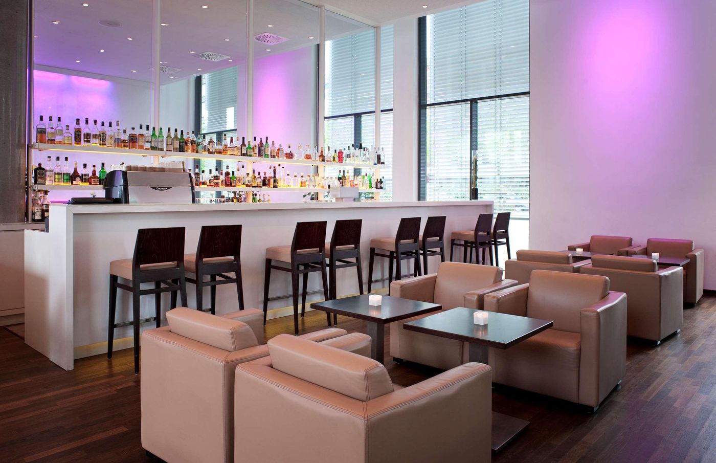 INNSIDE by Melia Dusseldorf Derendorf - Germany - DUSSELDORF - Bar - 4