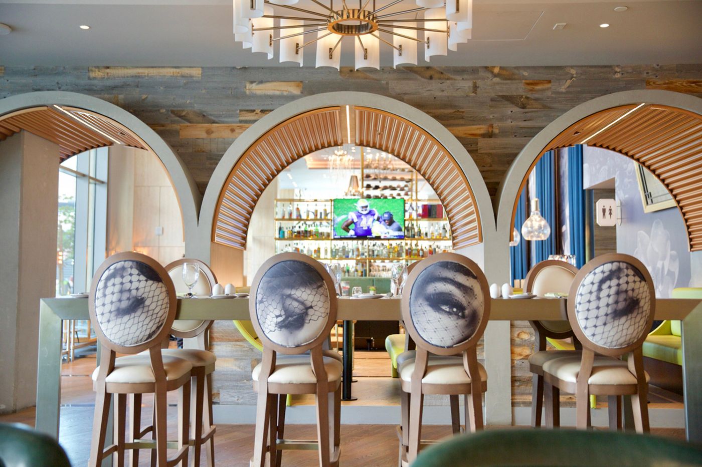 Hotel-Indigo-Los-Angeles-Downtown-Restaurant-14