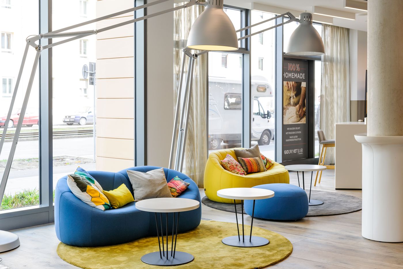 Novotel-Muenchen-City-Arnulfpark-Lobby-6