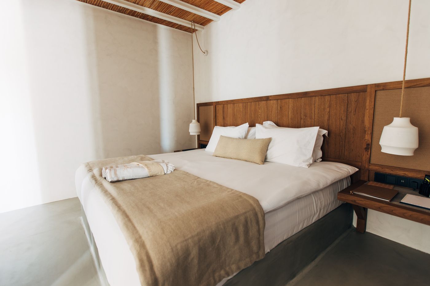 Branco-Mykonos-Room-37